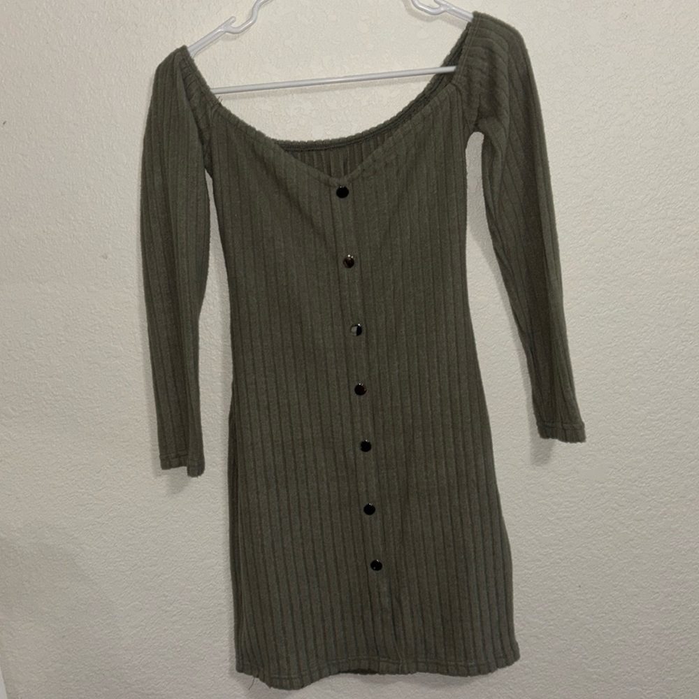 Green large dress